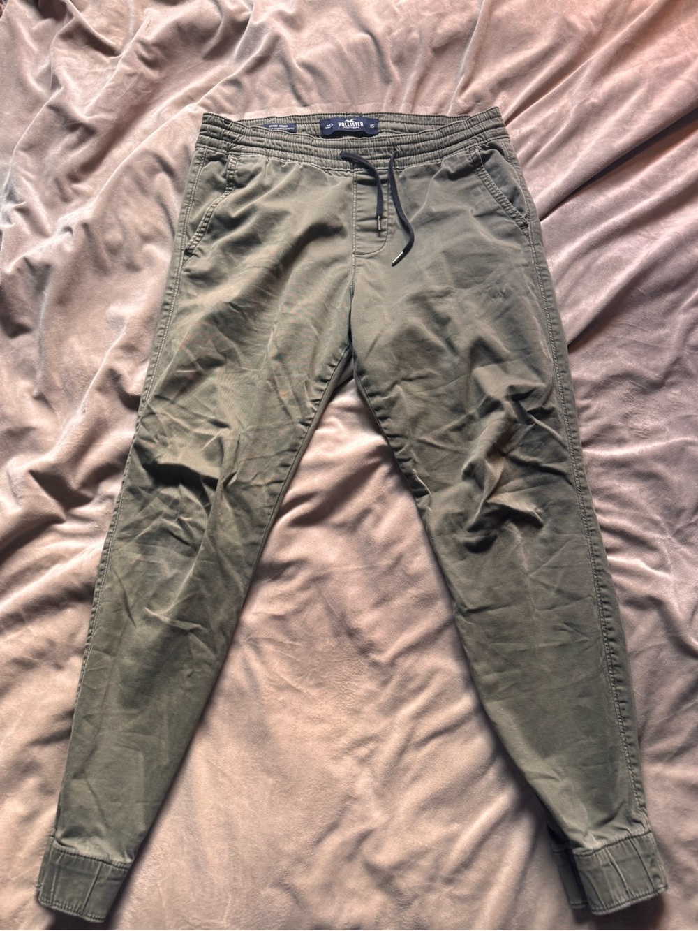 Hollister Olive Green Men's Jogger Sweatpants
